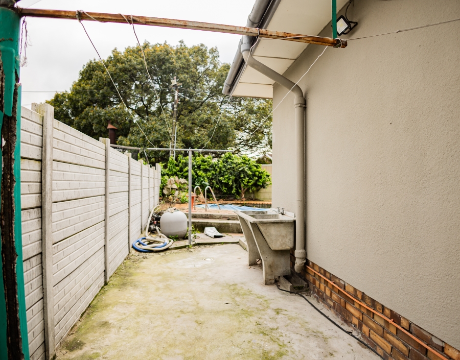 3 Bedroom Property for Sale in De La Haye Western Cape